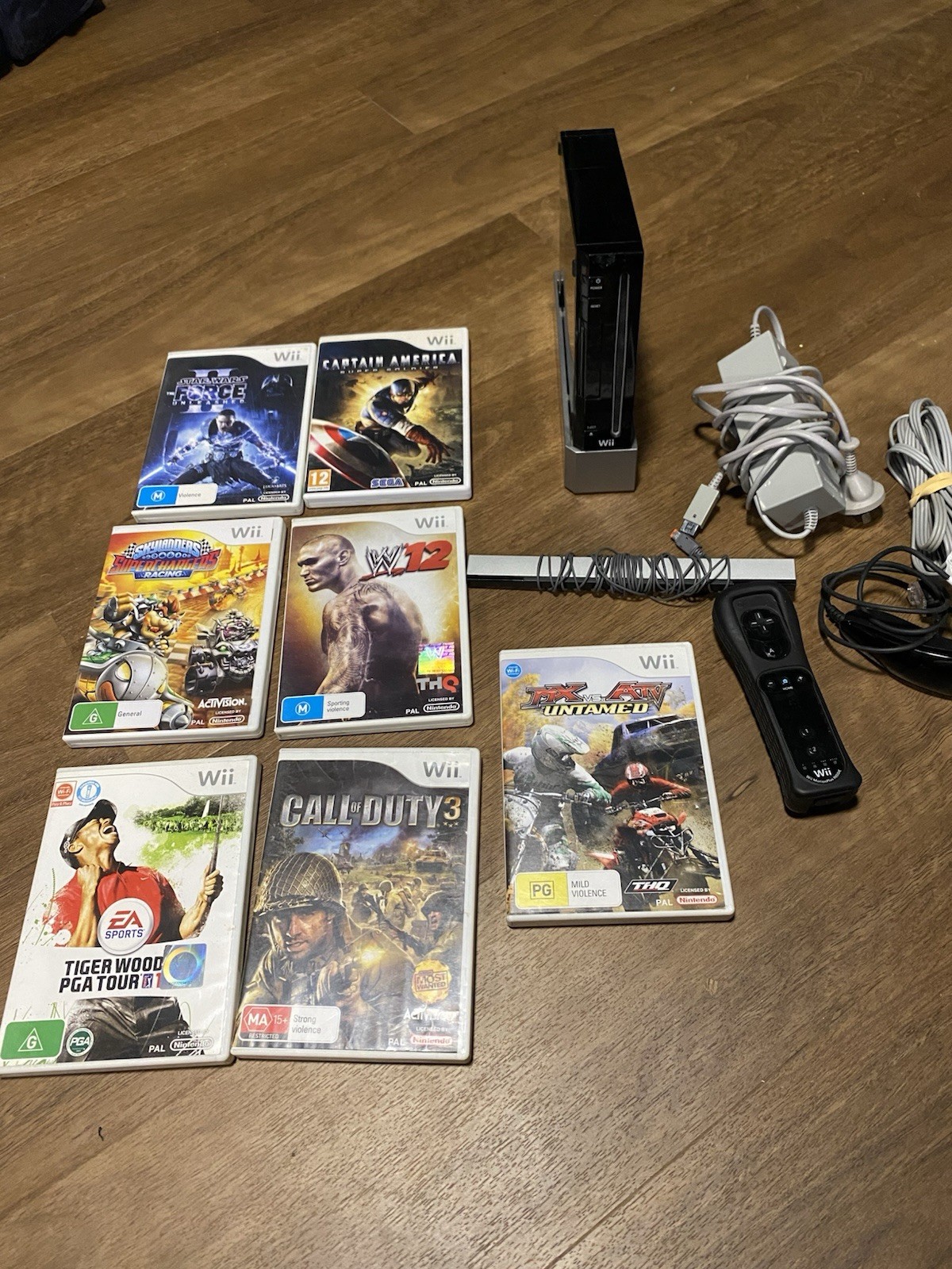 Nintendo Black Wii Motion Plus Console Bundle With 8 Games Controller Sports