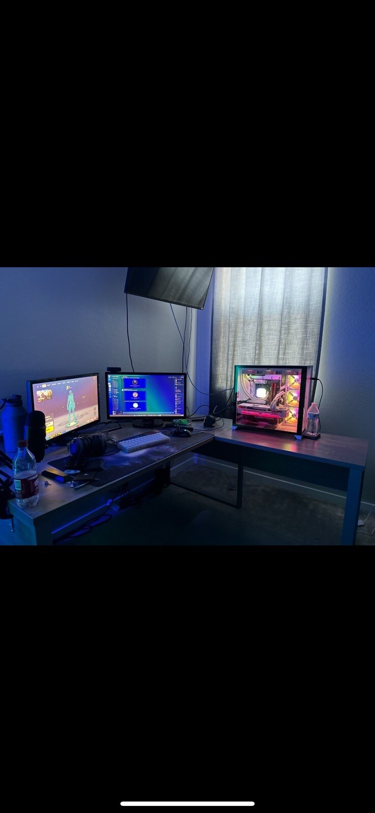 Gaming Pc L-Shaped Desk And Two 144 Hertz Monitors