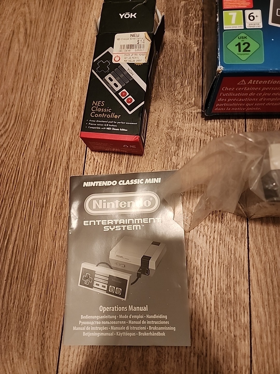 Nintendo NES Mini Classic Edition HDMI Console with 30 built-in Games Genuine