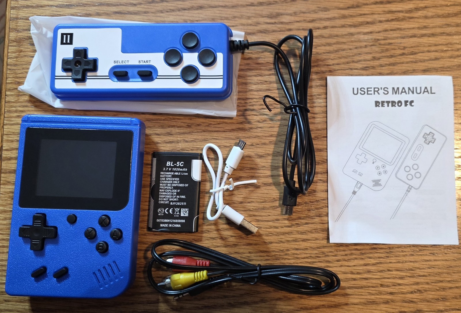 3″ Large Screen Mini Handheld Digital Game System [400 games]
