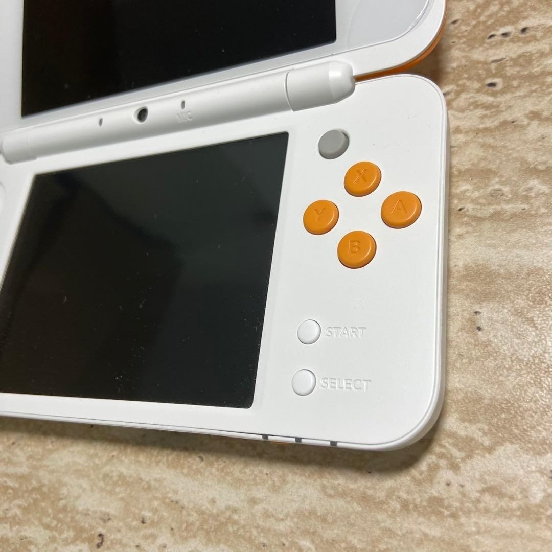NINTENDO 2DS LL White Orange Console Japanese Version CIB Boxed Near Mint JP