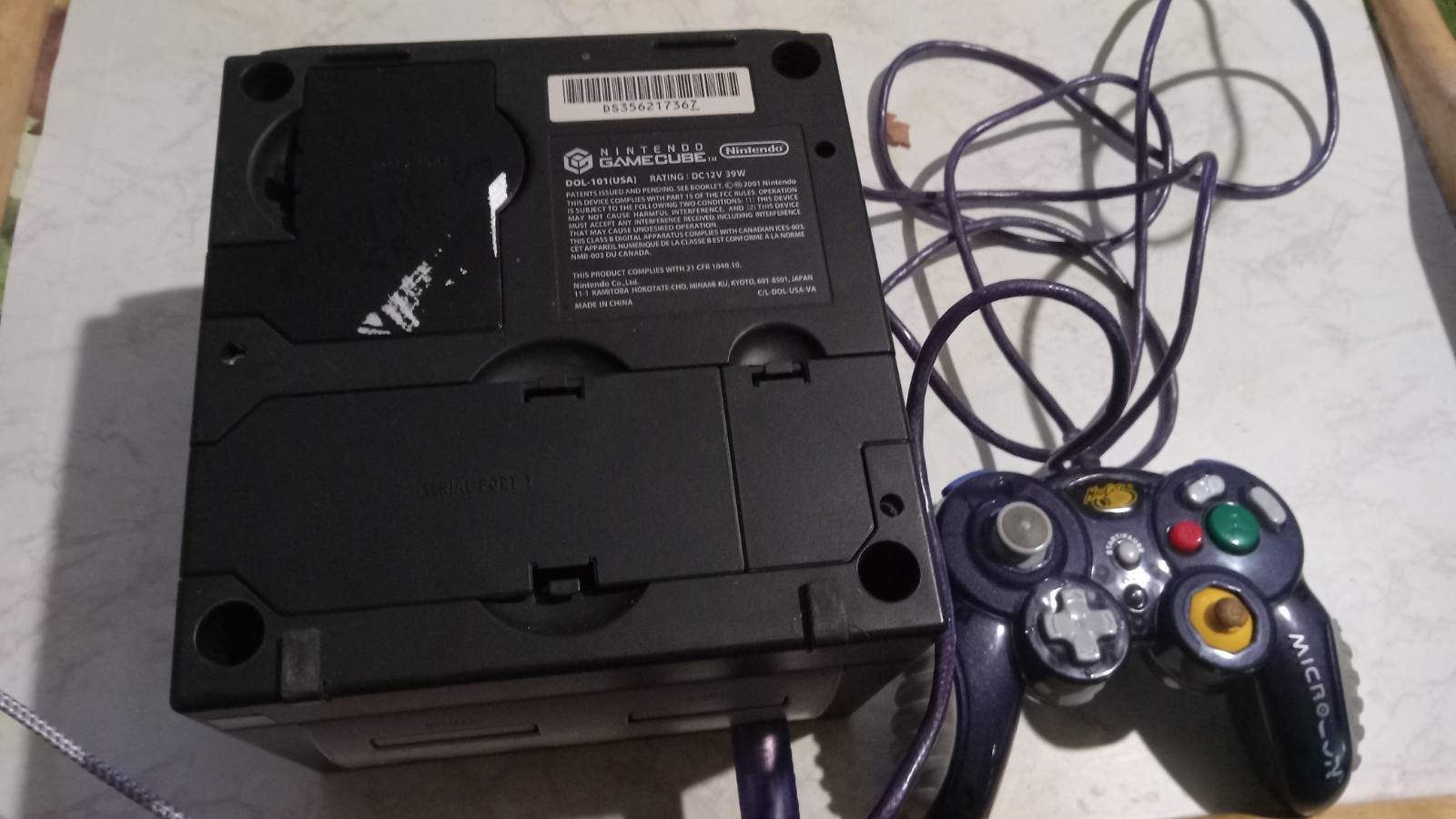 Gamecube Black Console Tested System + Controller NO CABLES