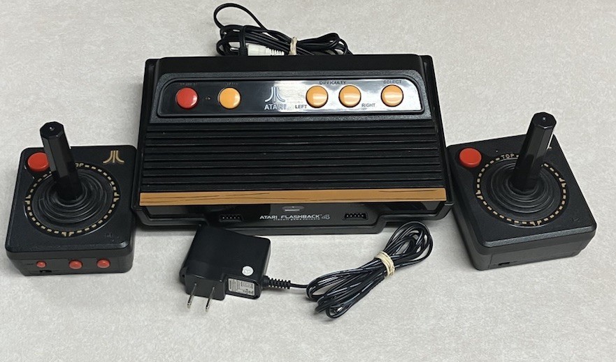 Atari Flashback 4 Classic Game Console 76 Pre-loaded games – Tested