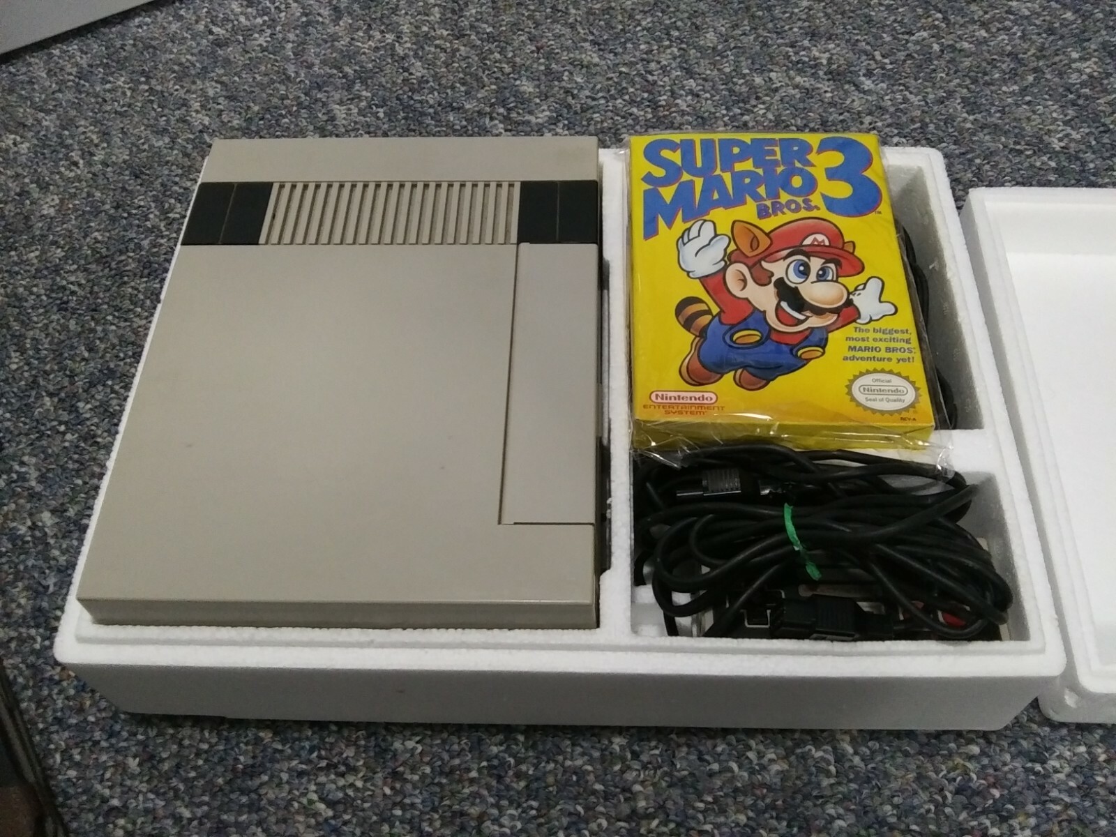 Nintendo Entertainment System Challenge Set w/ Super Mario Bros. 3 in the BOX!