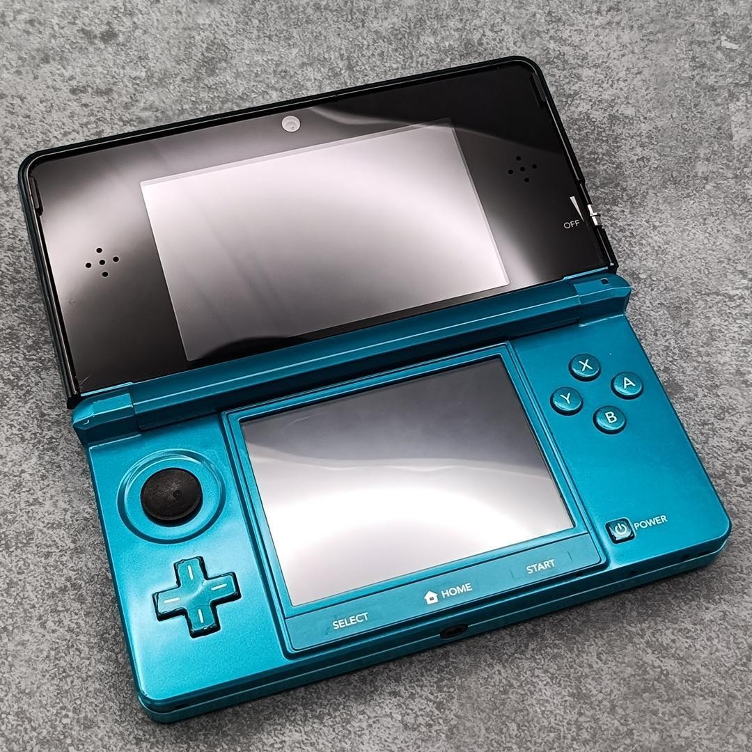 Nintendo 3DS Aqua Blue & Pokemon X Y Ultra Sun Moon Omega Ruby Alpha Sapphire