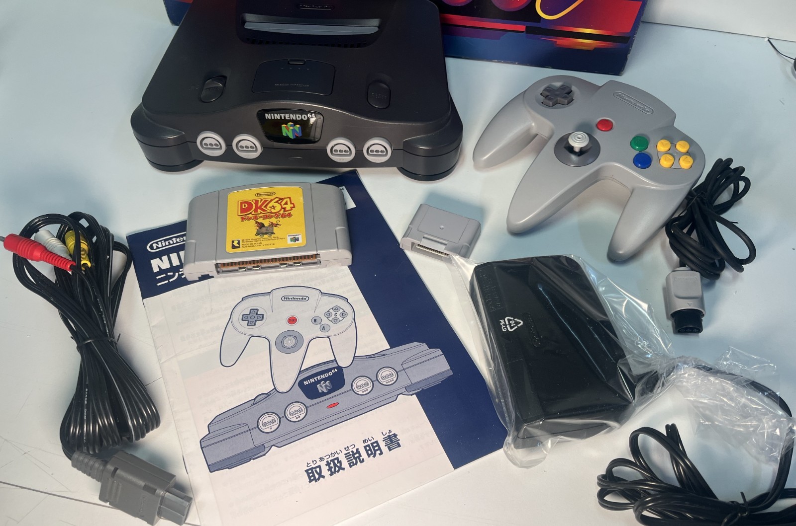 NINTENDO 64 SYSTEM CONSOLE W/ESPANSION PACK & DONKEY KONG 64 NTSC JAPAN TESTED