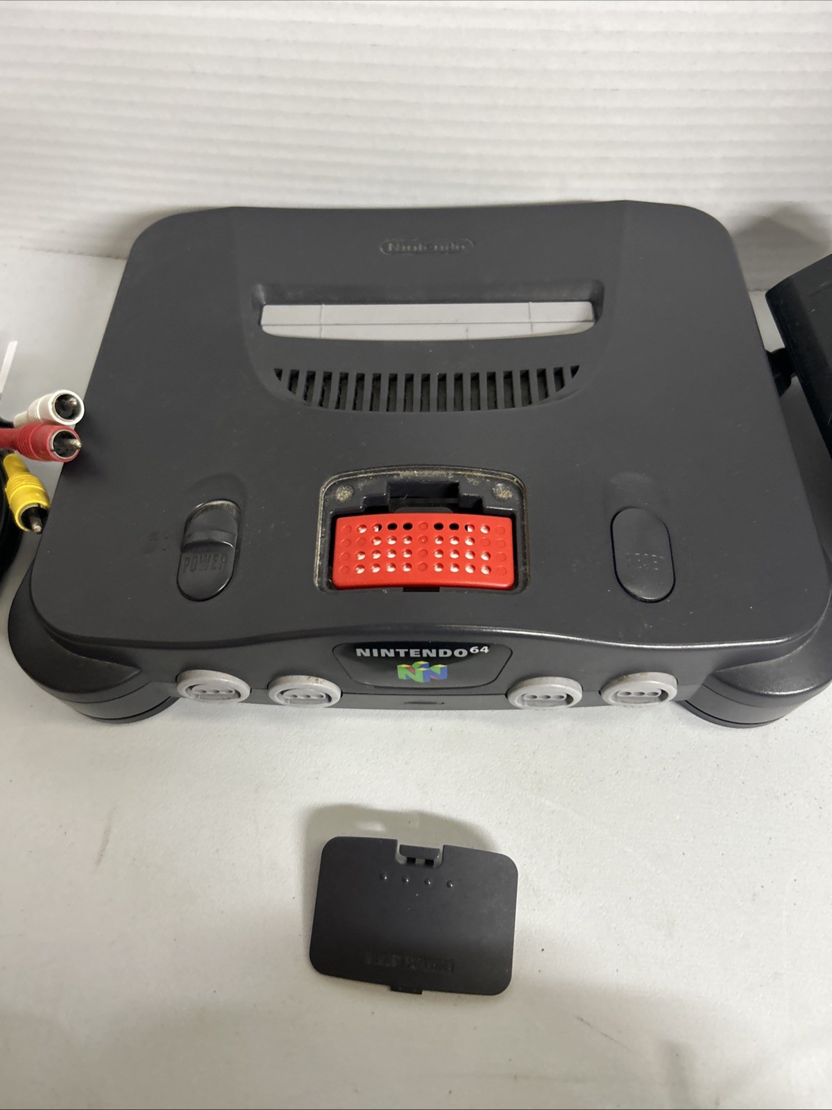Nintendo 64 Console Bundle, 2 Controllers, Expansion Memory. Tested
