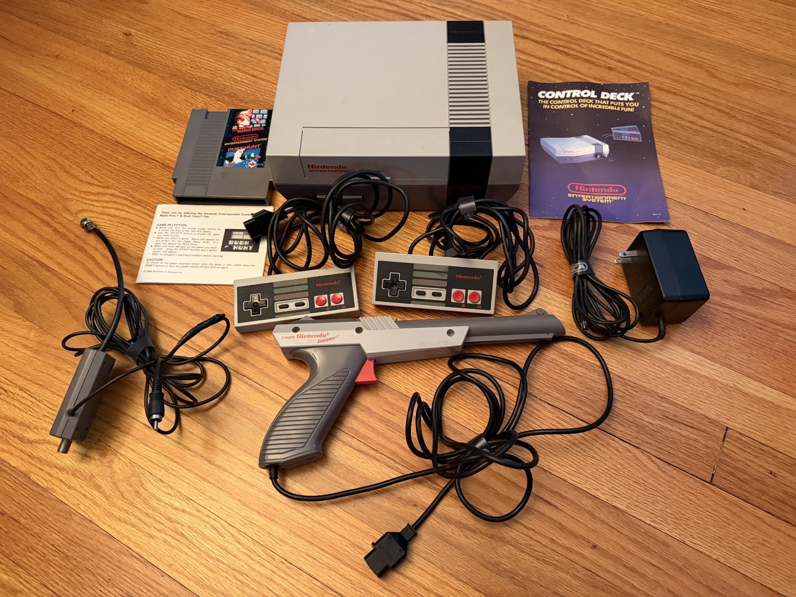 Nintendo Entertainment System NES Home Console – Gray