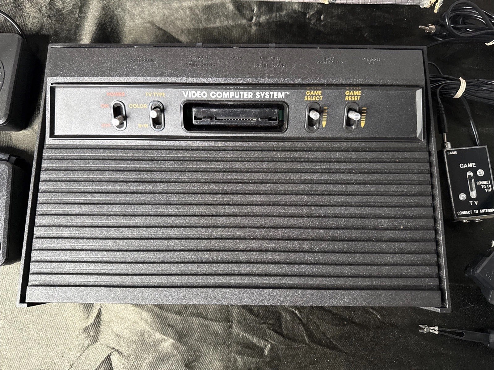 Atari 2600 Darth Vader Console Boxed + Controllers Cables 2 Games – Great – Read