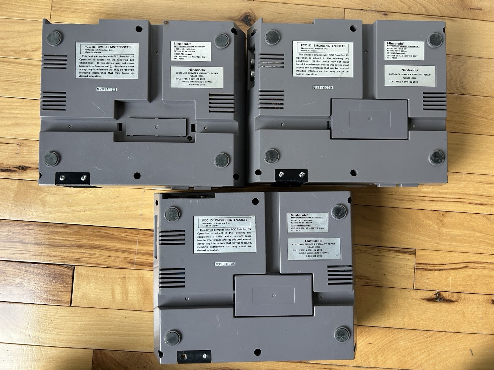 Nintendo Entertainment System – NES Console Lot – For Parts/Repair-Blinking Red