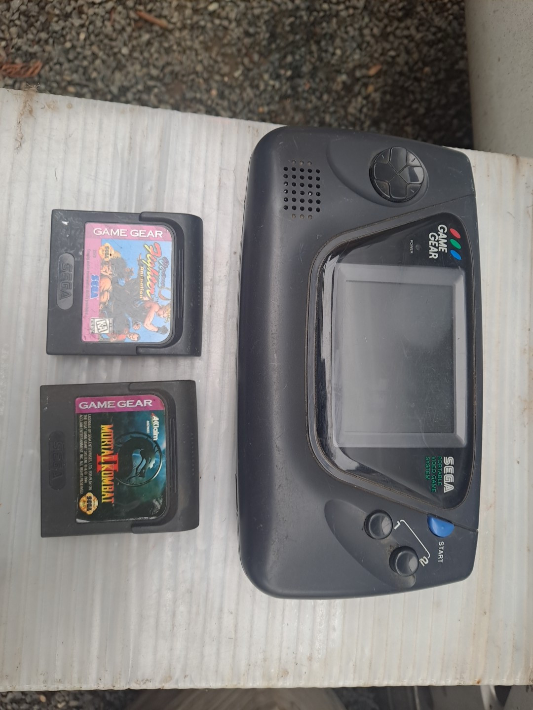sega game gear Handheld System + 2 games mortal kombat ii & virtua fighter lot