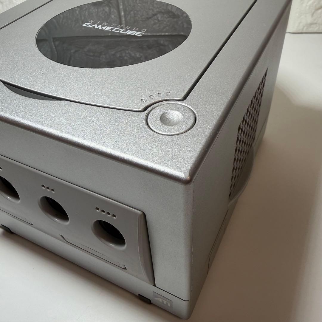 Nintendo GameCube Console Silver [DOL-101 Excellent Condition / Tested]
