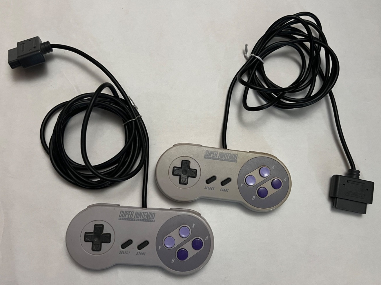 Super Nintendo Entertainment System Console 2 Controllers Power Supply AV RCA+AC