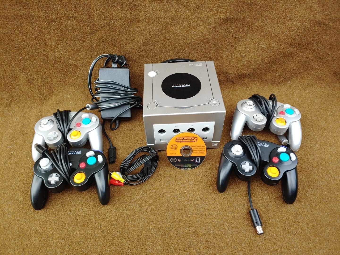 Nintendo GameCube Platinum Console, 4 Controllers, DOL-001, Cords, Tested, Works