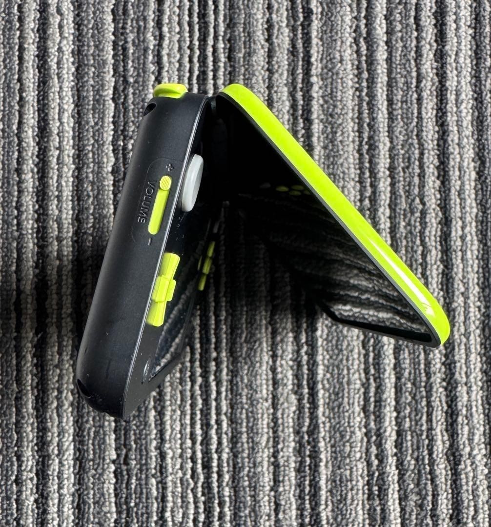 Nintendo 2DS LL – Black/Lime Tested