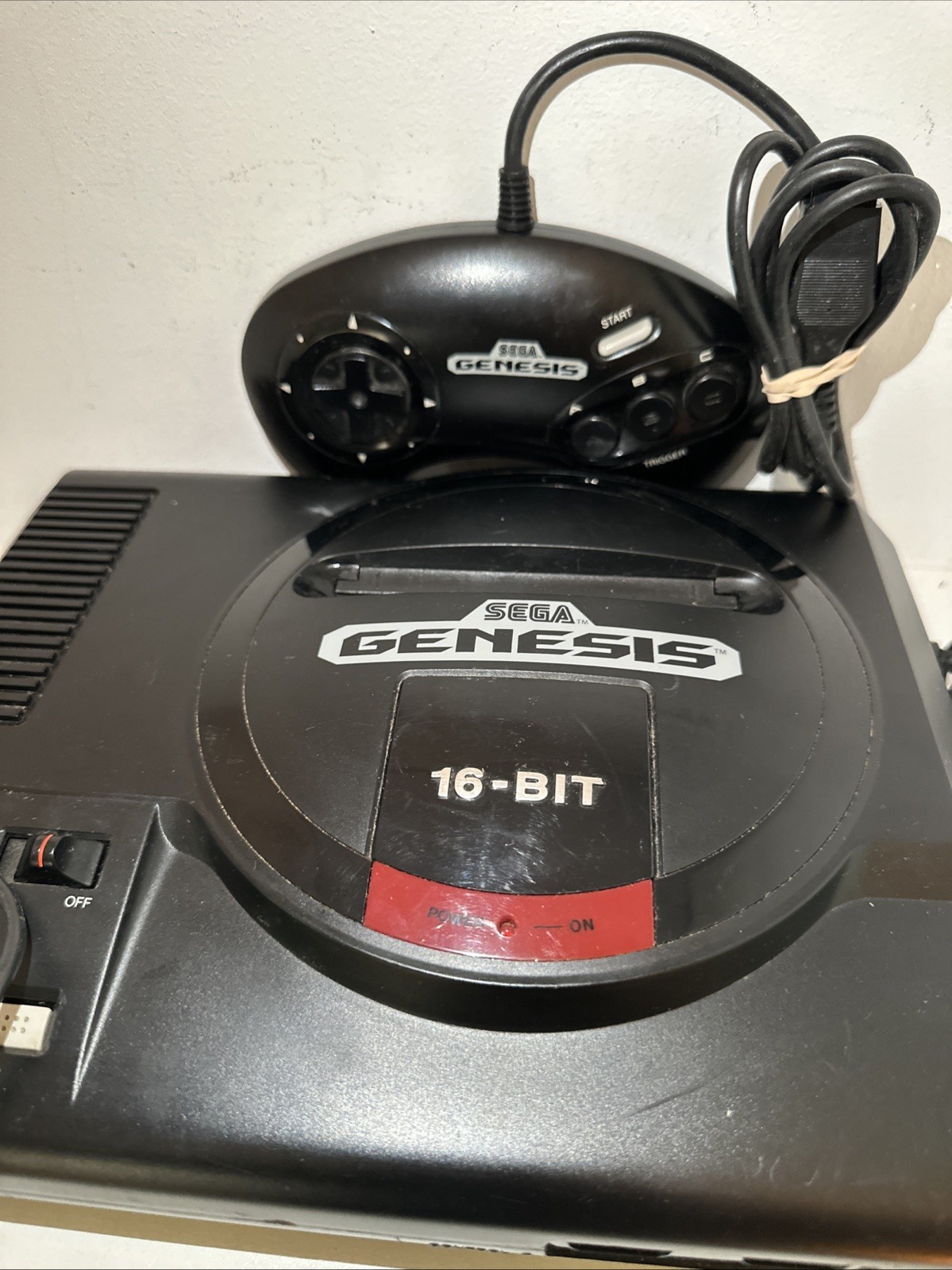 Vintage Sega Genesis Console 16-Bit Model 1601 & Controller Tested 1990’s