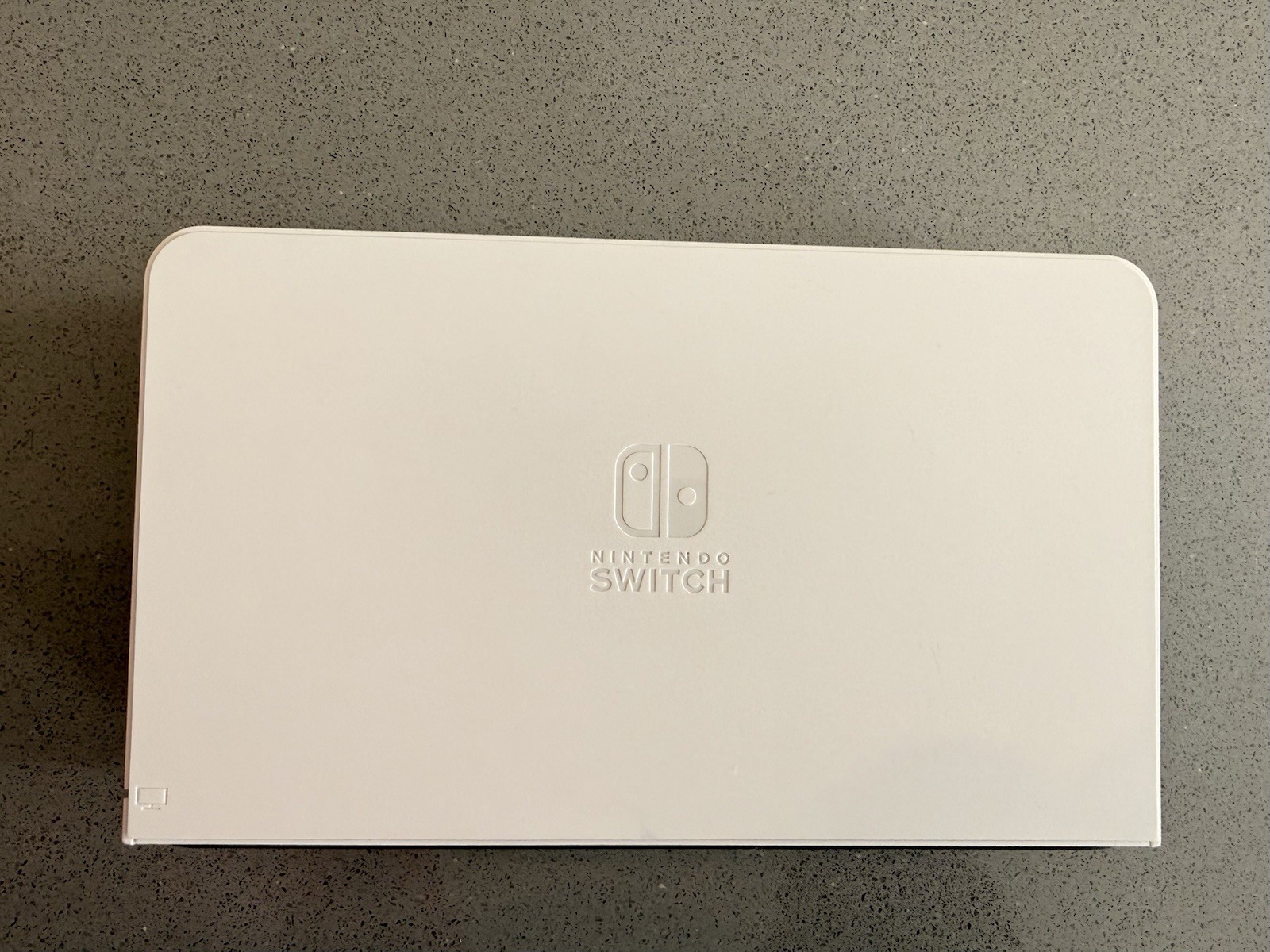 Nintendo Switch OLED White 64GB + 128GB SD + Mario Kart 8 Deluxe + Dock Bundle