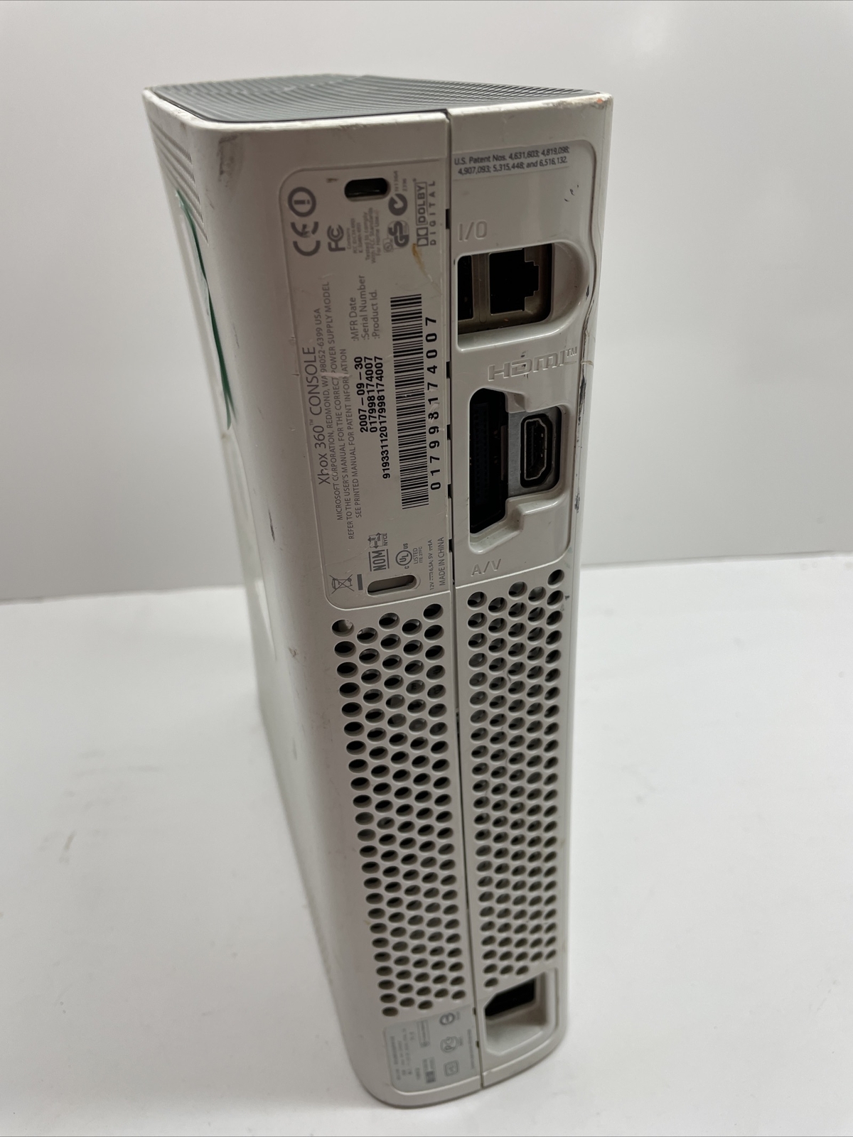 Microsoft Xbox 360 White Console FOR PARTS NOT WORKING Red Ring Of Death