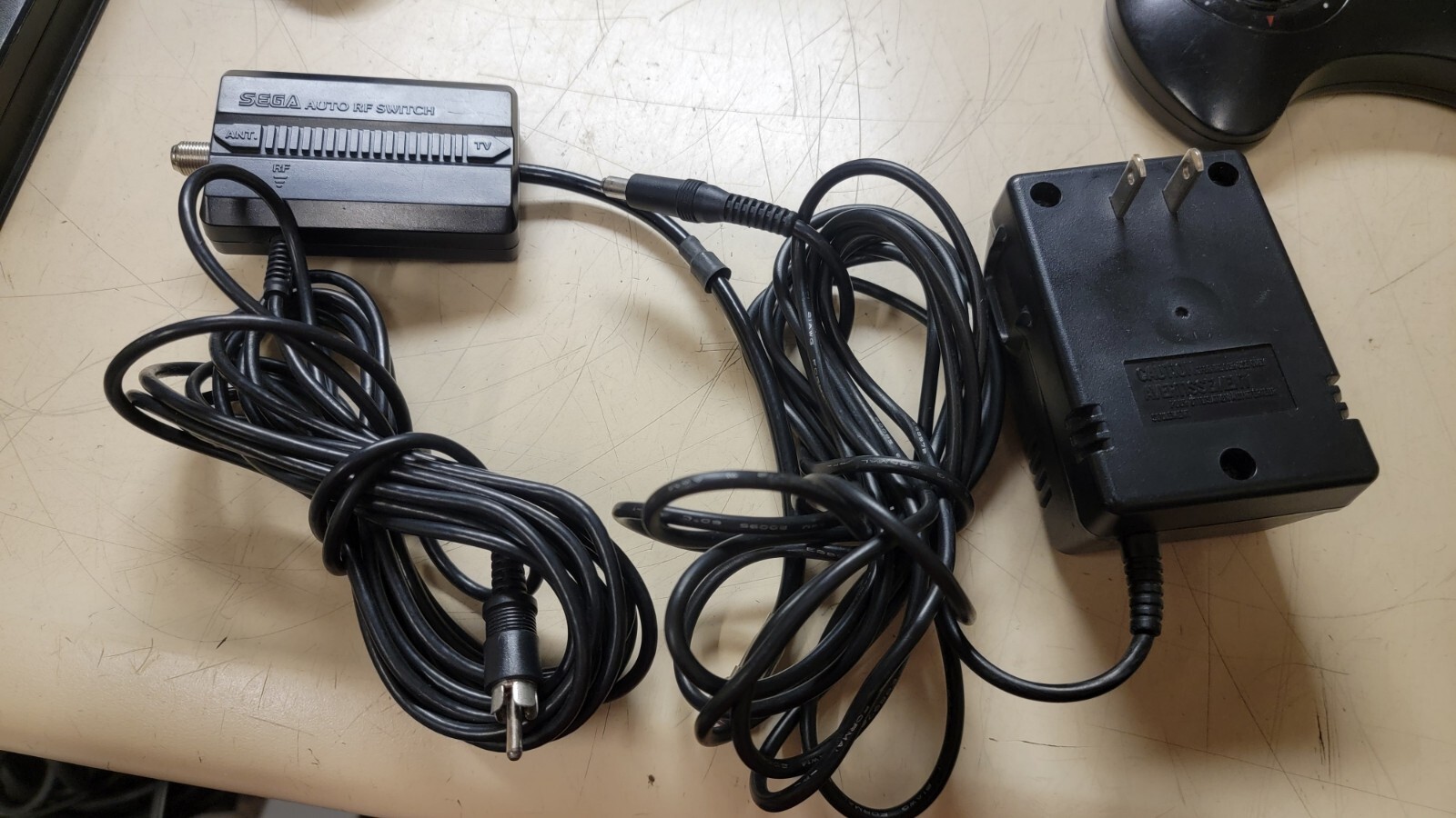 Sega Genesis 1601 System Console with Controllers & Games