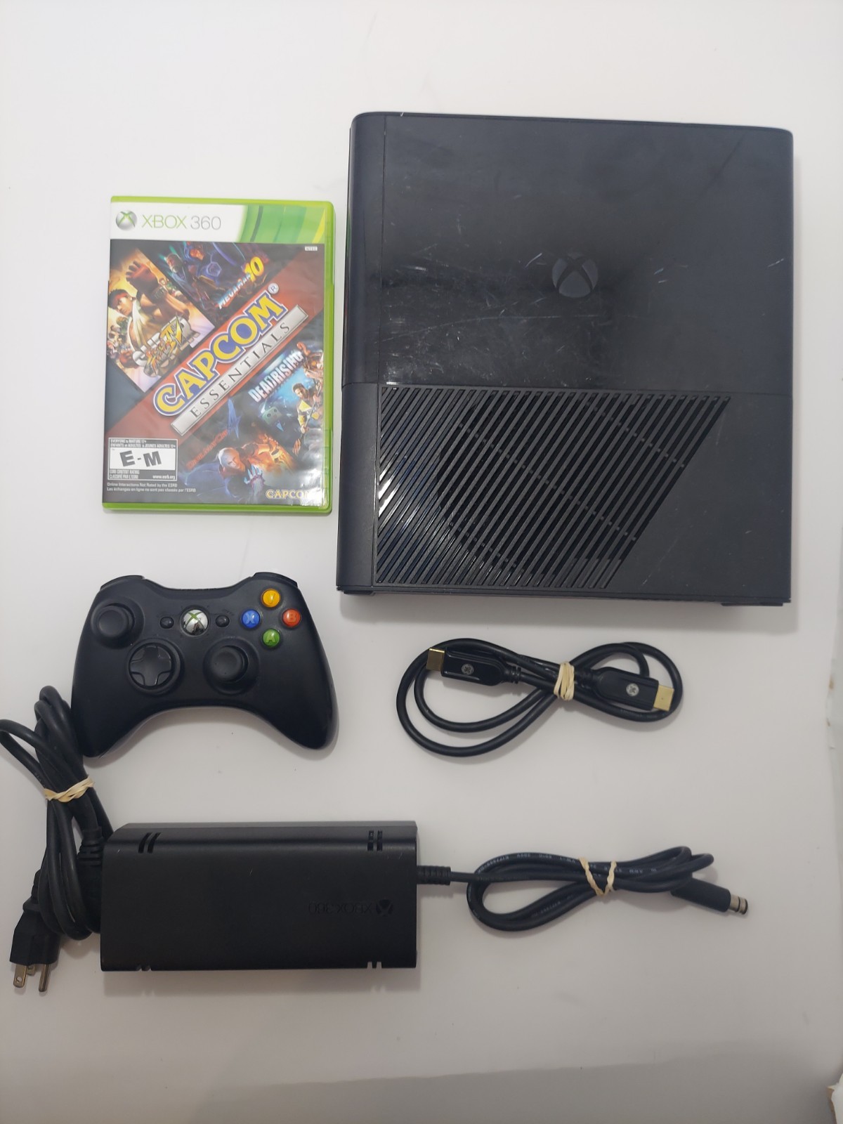 Microsoft XBOX 360 S Slim 320GB Model 1439 w/ Controller + Cords + Games TESTED!
