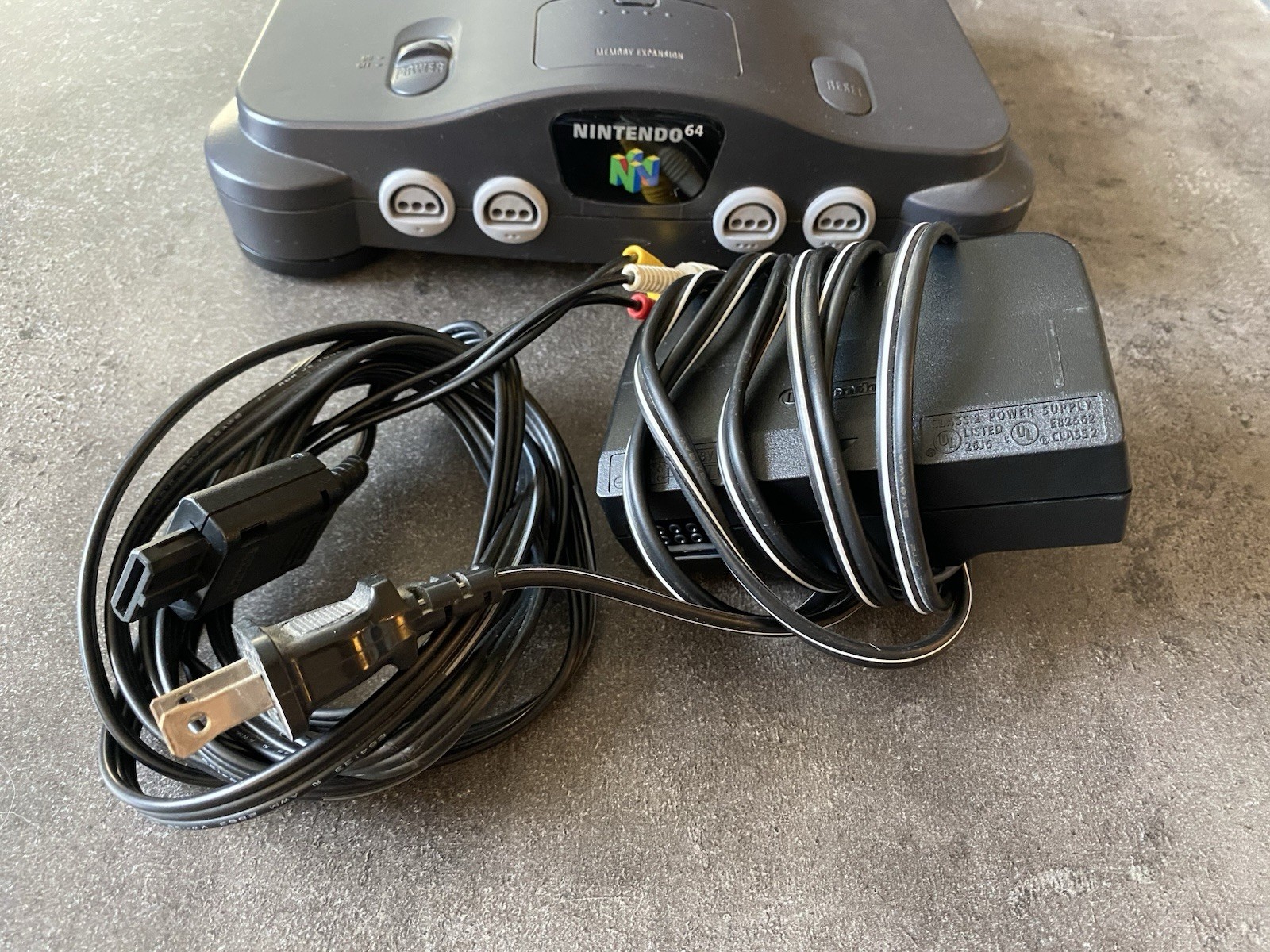 Nintendo 64 Console + 3 Controllers & the Expansion Pack + Memory + Rumble Pack