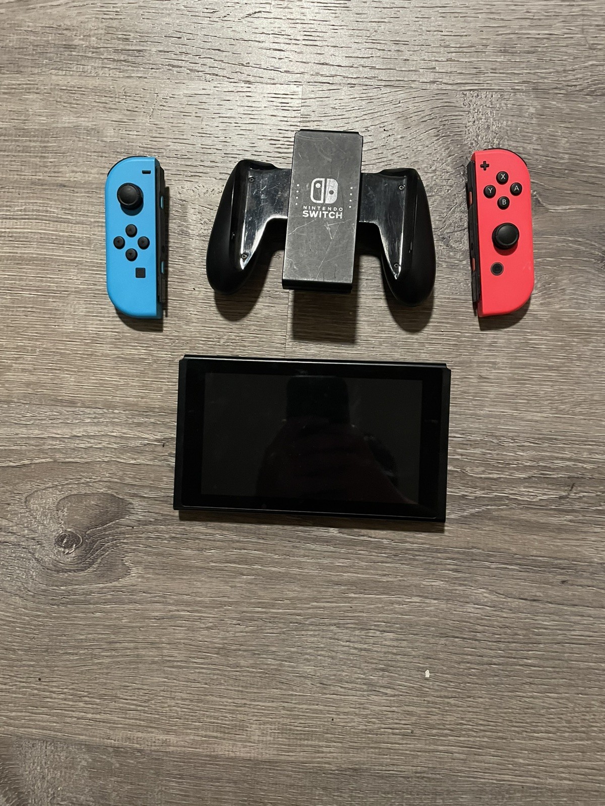 Nintendo Switch Handheld Console Red Blue Cons – Good Used – Works Great