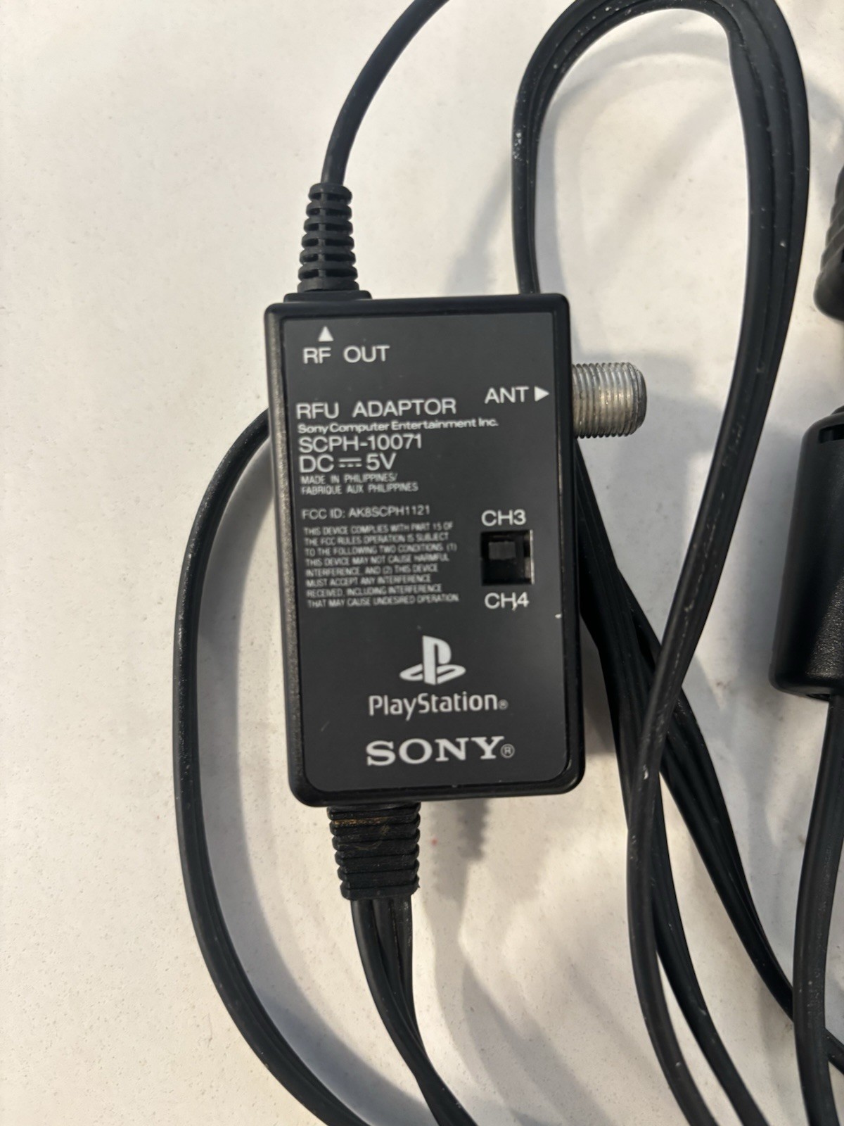 PlayStation 2 Console Bundle Powers On w/ Controller & 8MB Memory Card + Game