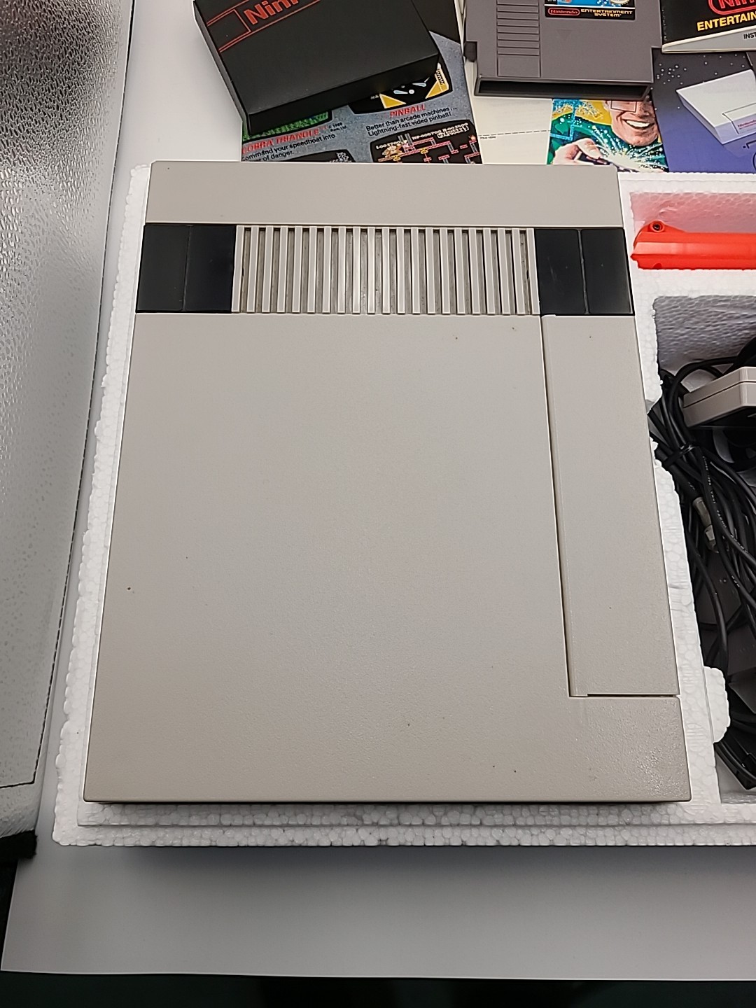 Nintendo Entertainment System Home Console CIB Great Condition