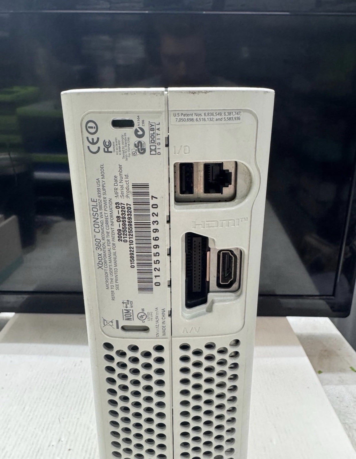 Microsoft Xbox 360 with Wired Controller – White Console