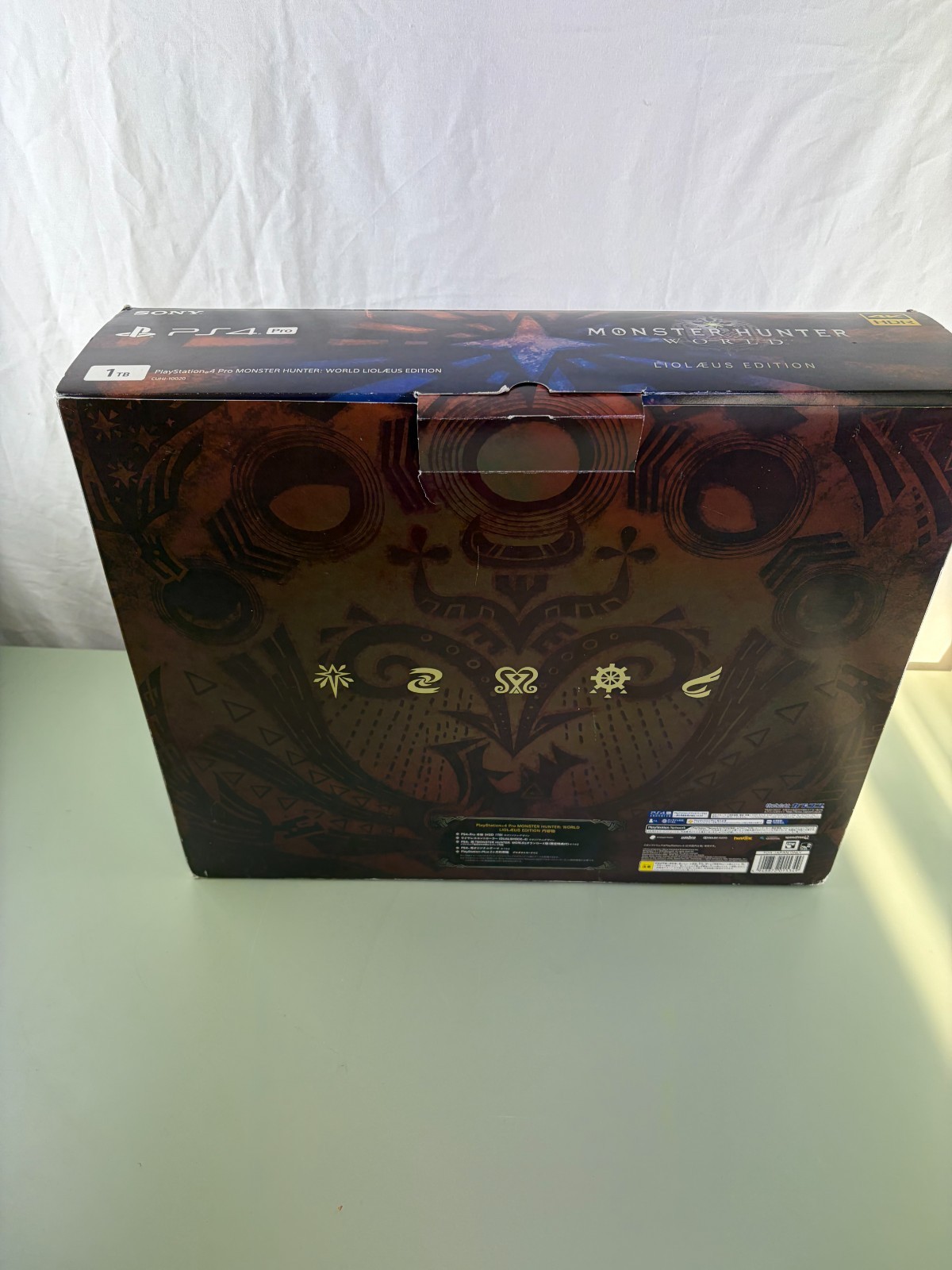 PS4 PlayStation 4 Pro Console System MONSTER HUNTER WORLD LIOLAEUS EDITION Used