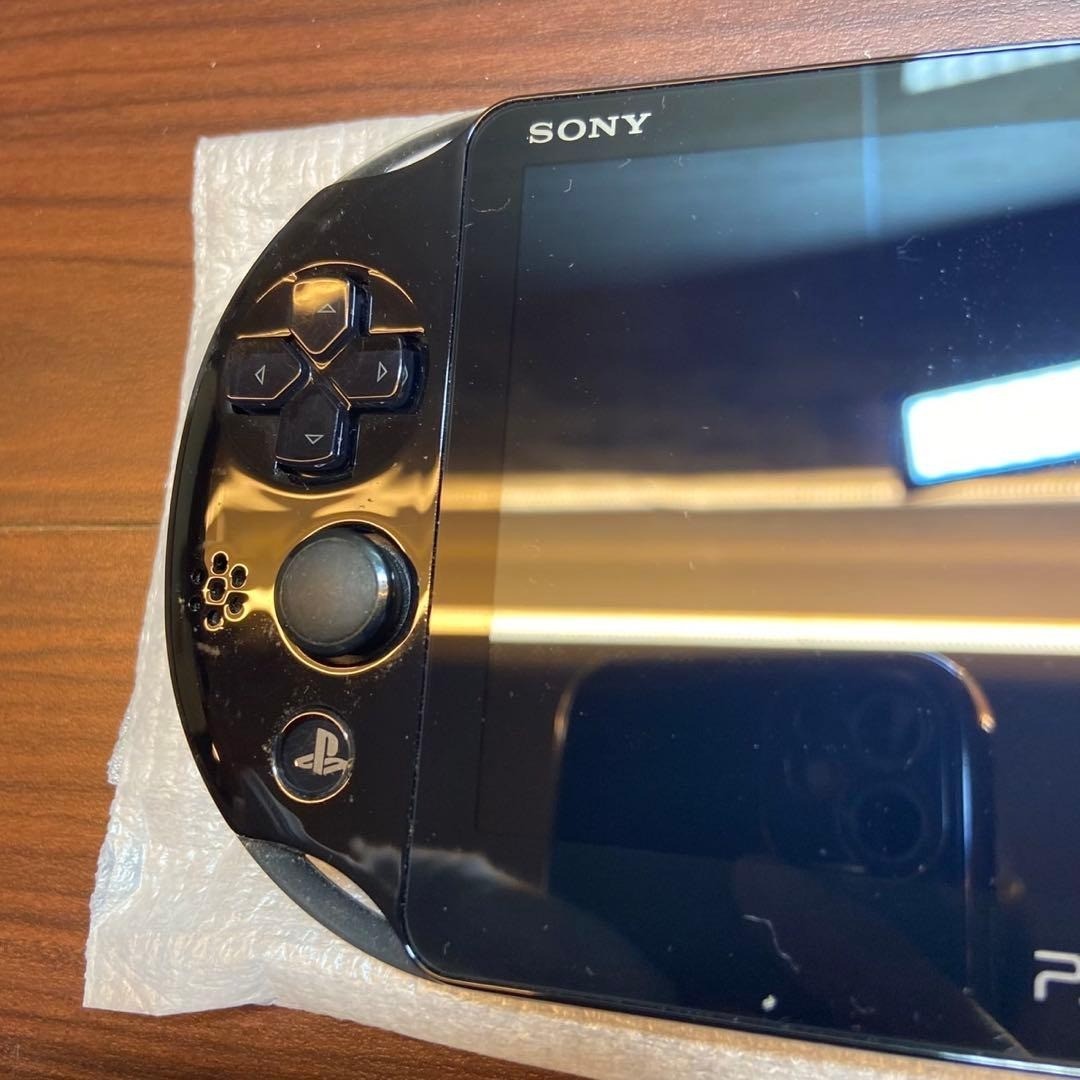 PSVita 2000 Black 5602 From Japan