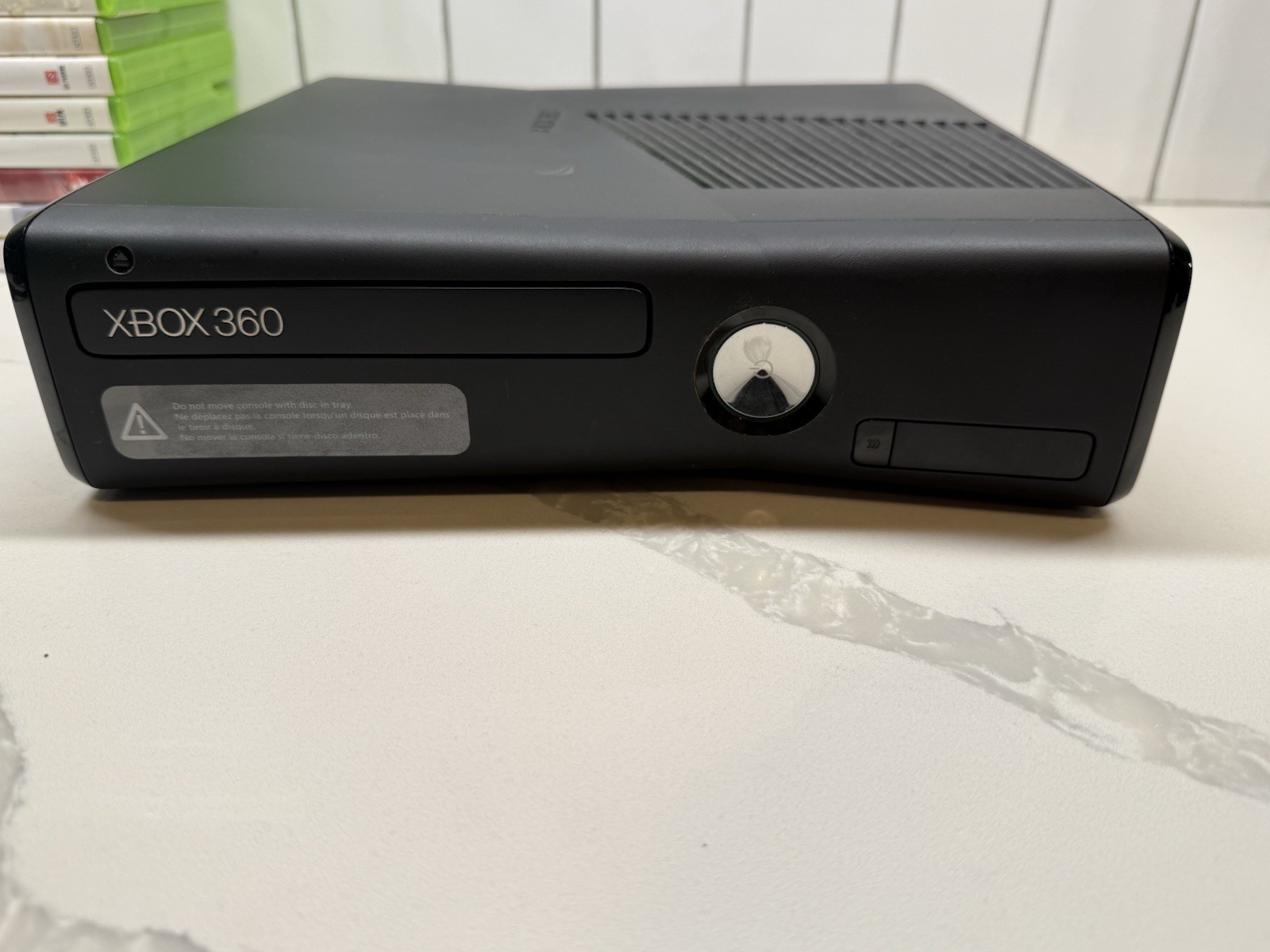 Xbox 360 S Console SLIM Model 1439 w/ Kinect, Controllers + Games Lot – READ DES