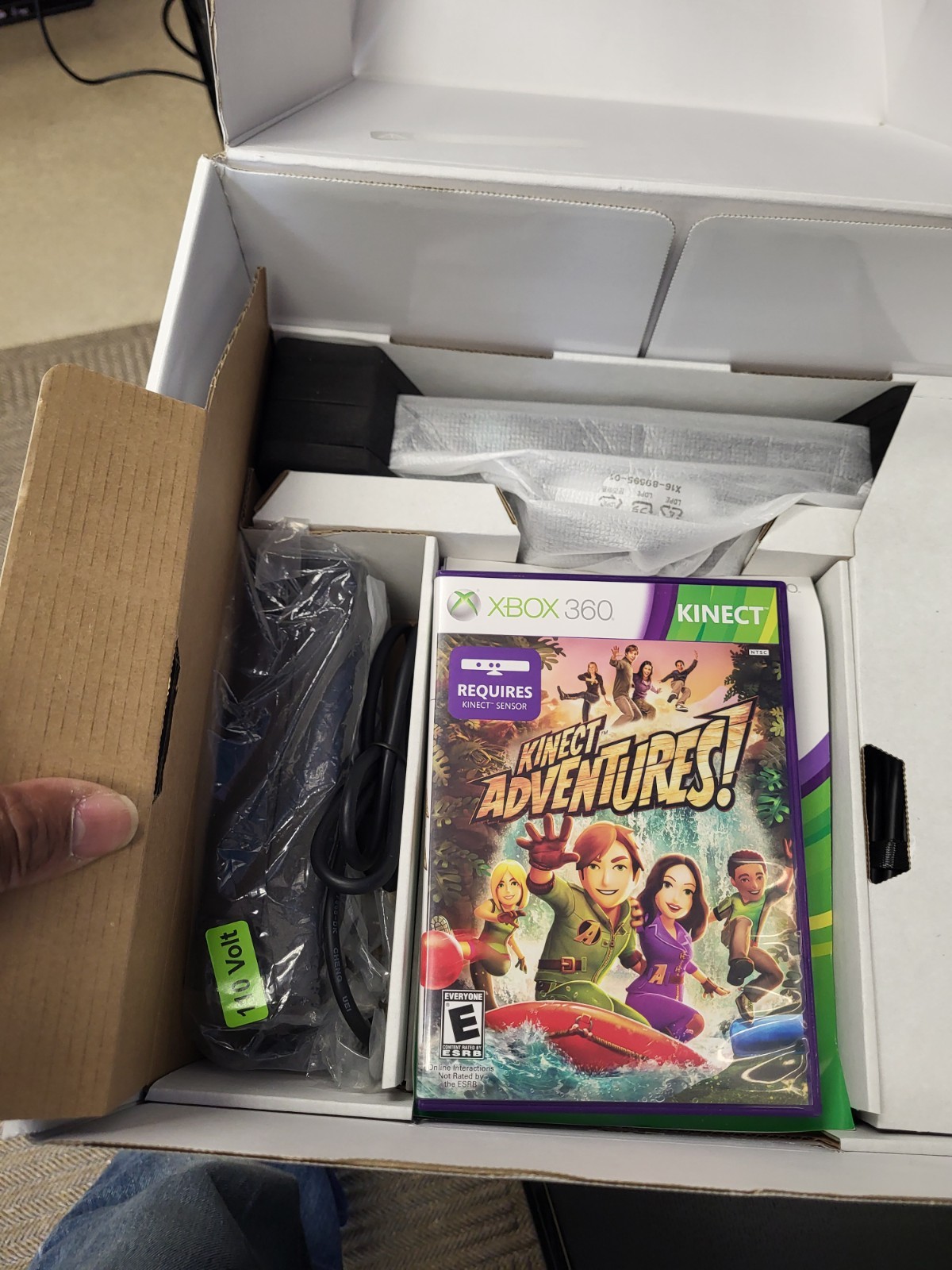 Xbox 360 Kinect Bundle 5 Games