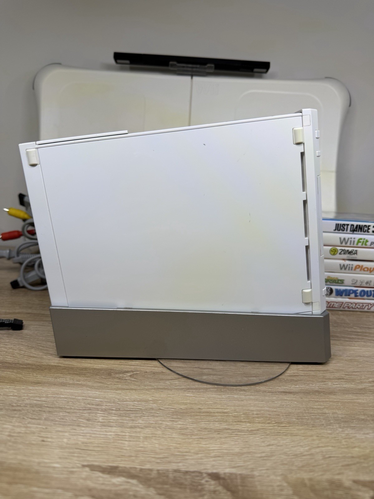 Nintendo Wii MEGA Bundle 7 Games Fit Board & 2 Wii Remotes Dance Fitness Sports