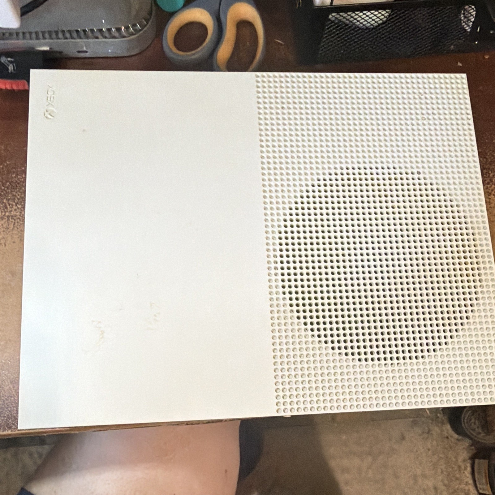 Microsoft Xbox One S 1TB White Console Only 4K UHD Wi-Fi NTSC-U/C