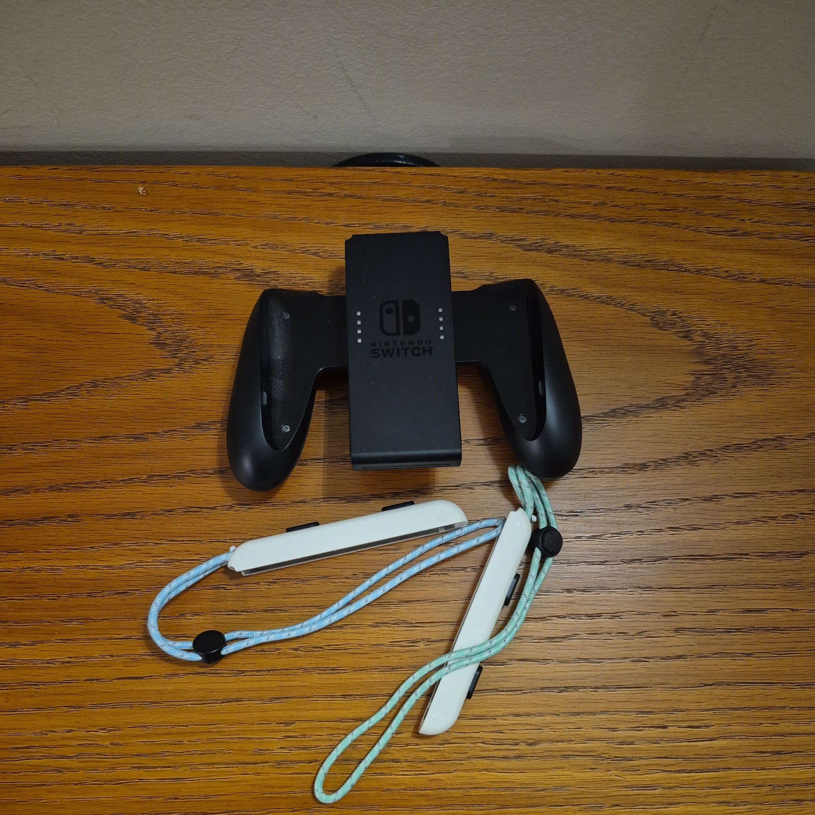 Nintendo Switch System Animal Crossing Edition +Charger + Dock & Extras