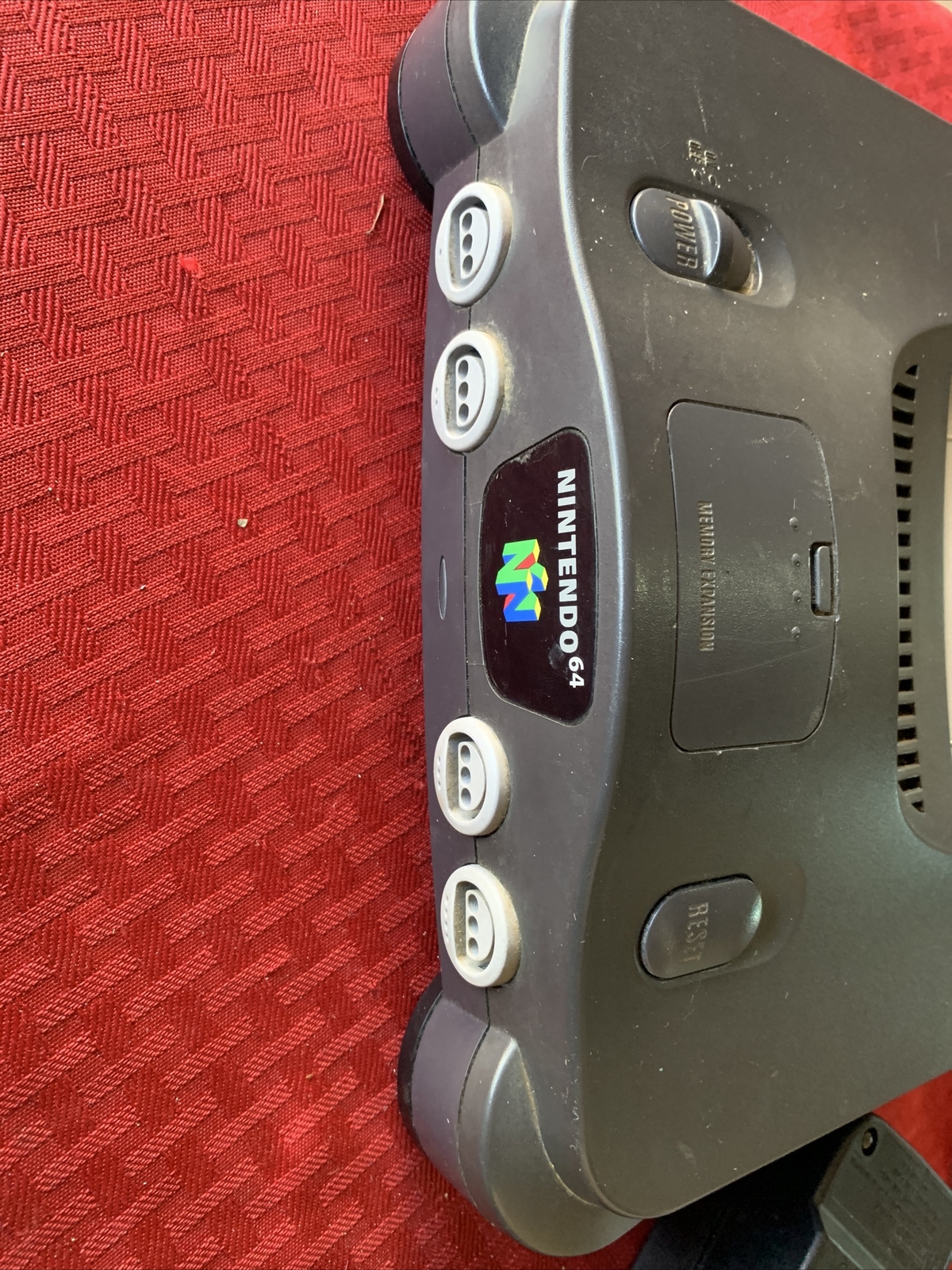 N64 Nintendo 64 Console 4 CONTROLLERS + Cords + Games