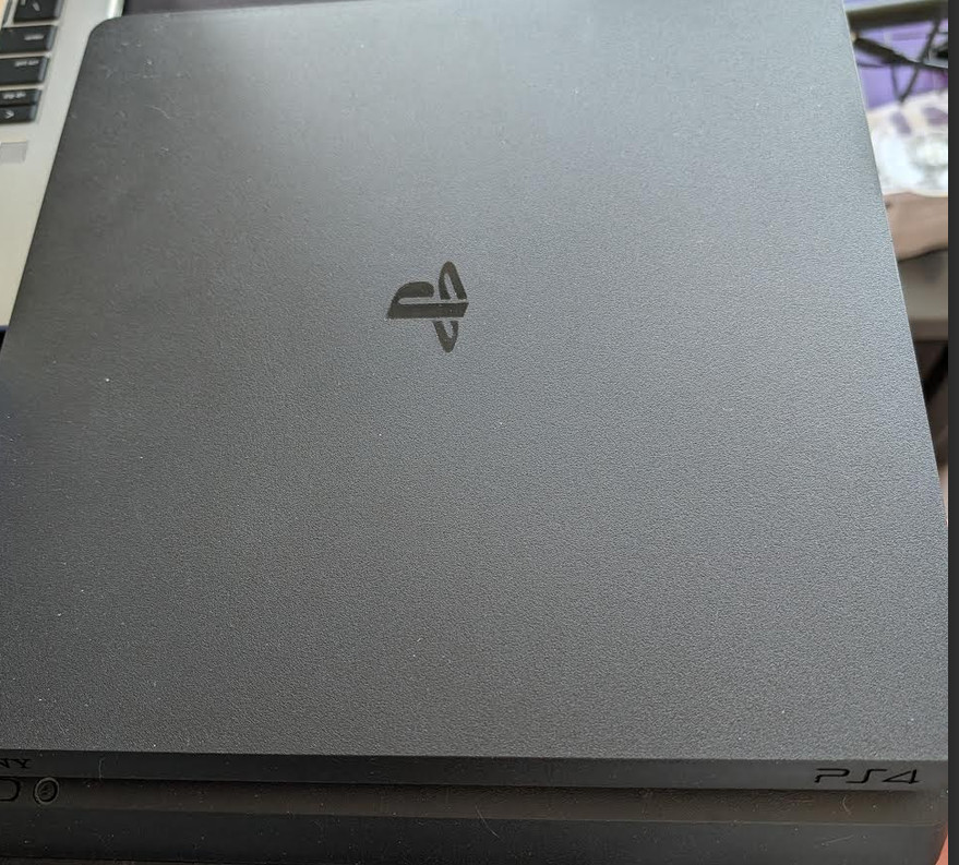 Sony PlayStation 4 Slim 500GB bundle with games and 1 controller – Black