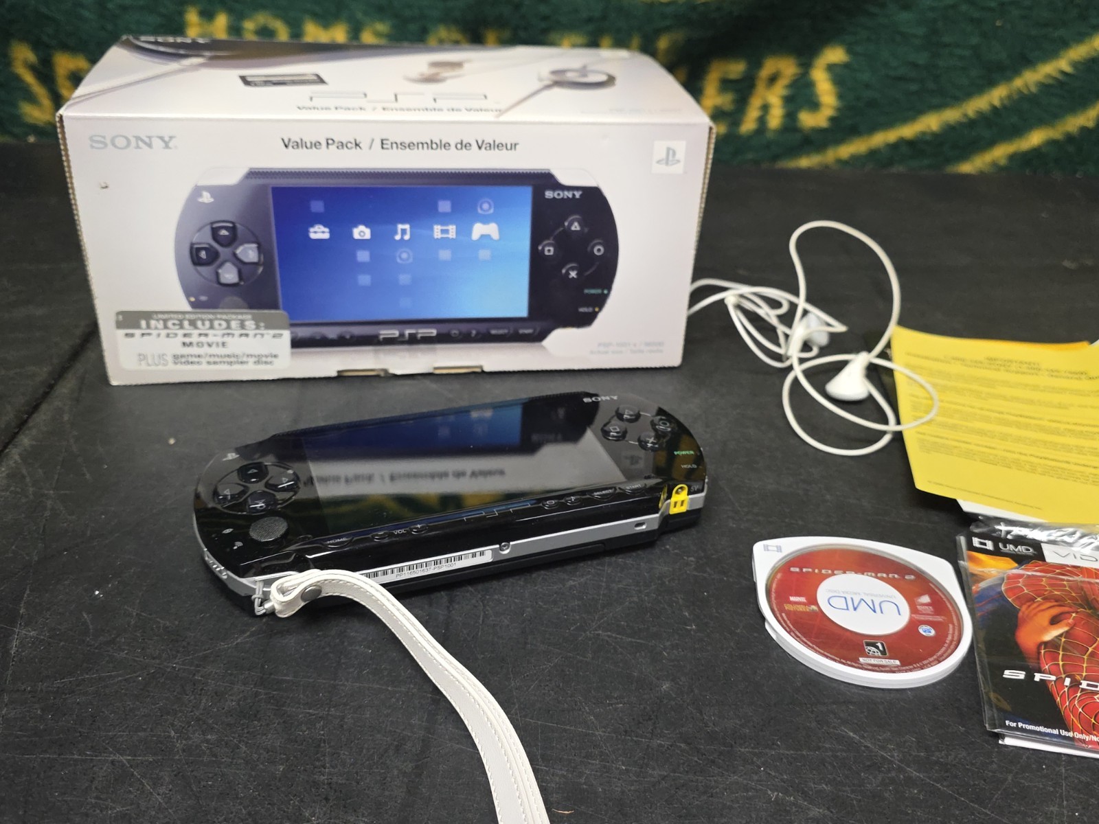 Sony PlayStation Portable Value Pack w/ Box – PSP-1001K – Tested