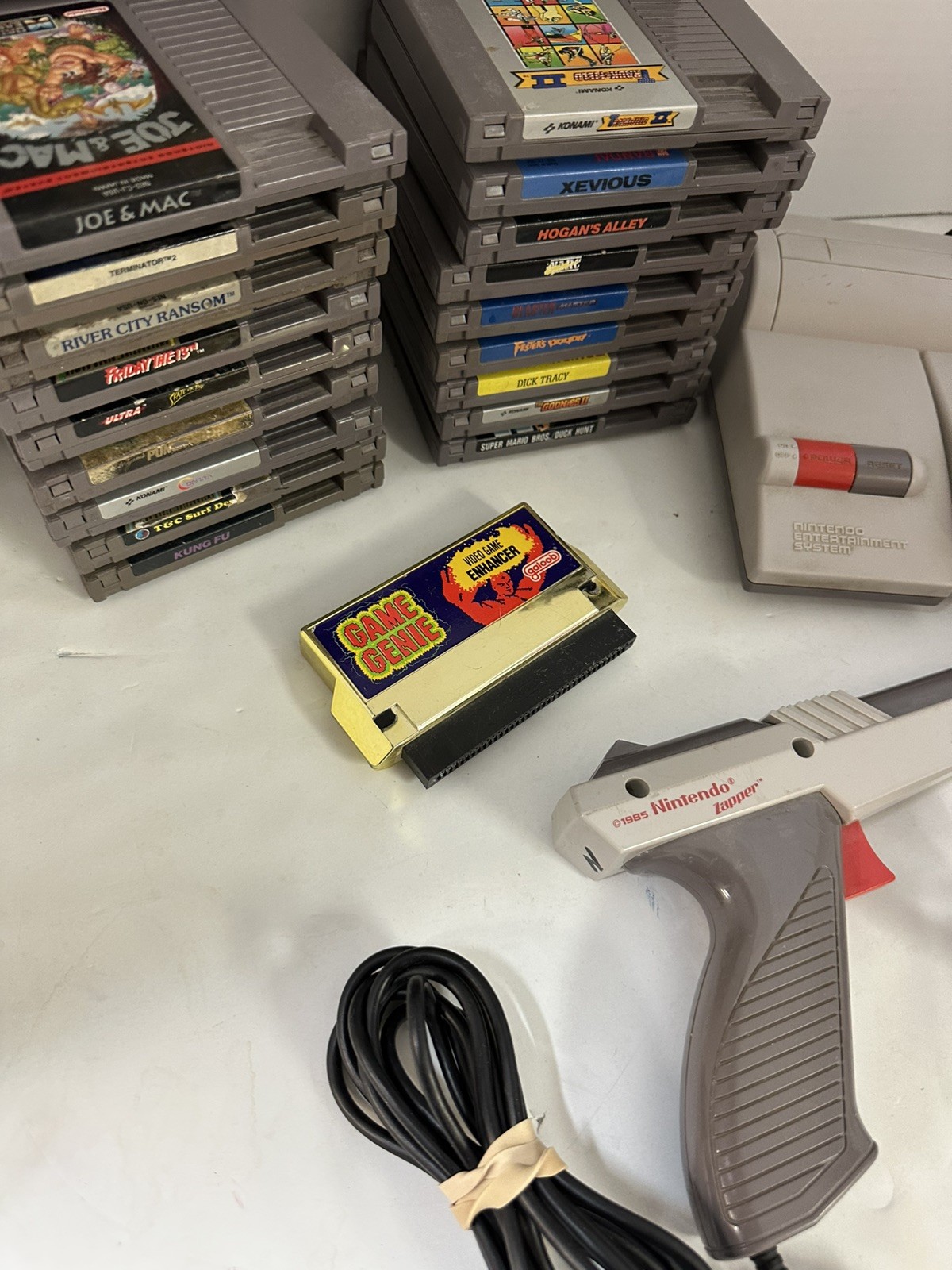 Nintendo NES-101 Original Top Loader Console System BUNDLE WITH 20 GAMES & MORE