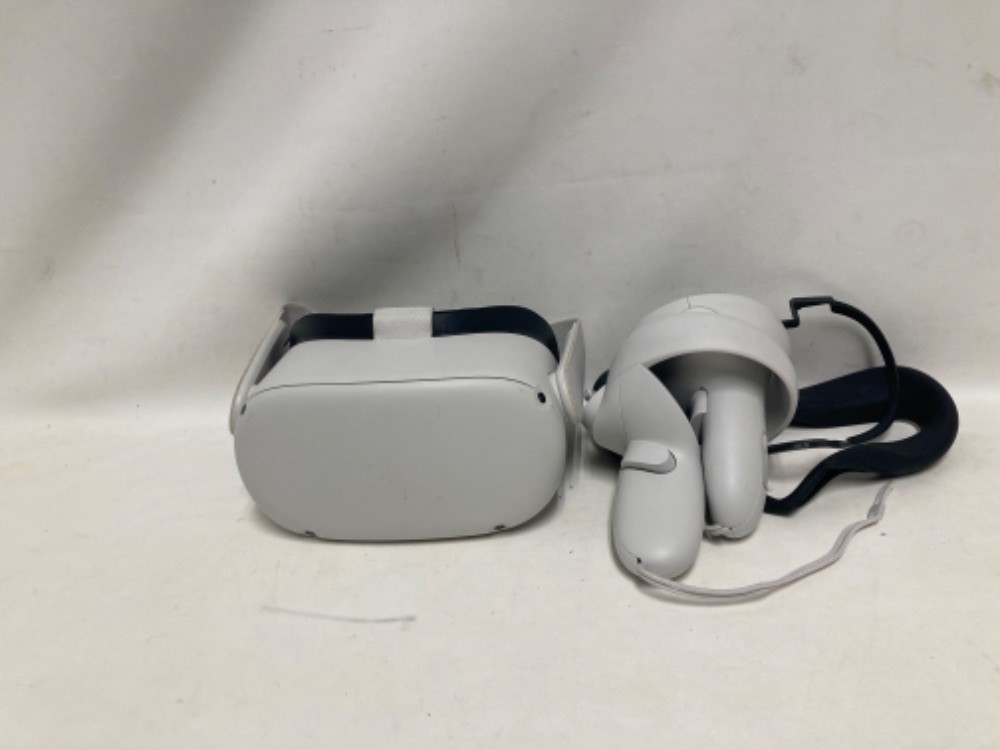 META QUEST KW49CM 128GB VIRTUAL CAMING SYSTEM