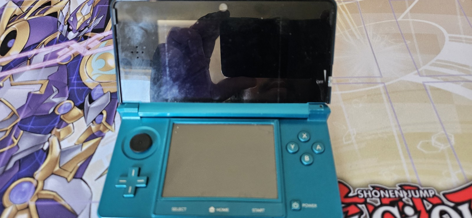 Nintendo 3DS Blue Handheld System 3D 2GB NTSC-U/C Headphone Jack