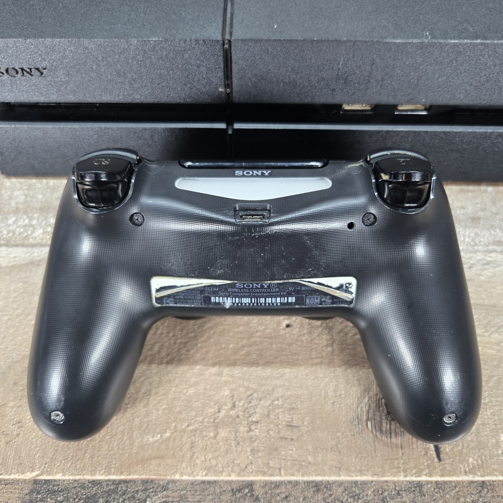 Sony PlayStation 4 Home Console – Black With Controller And Cables