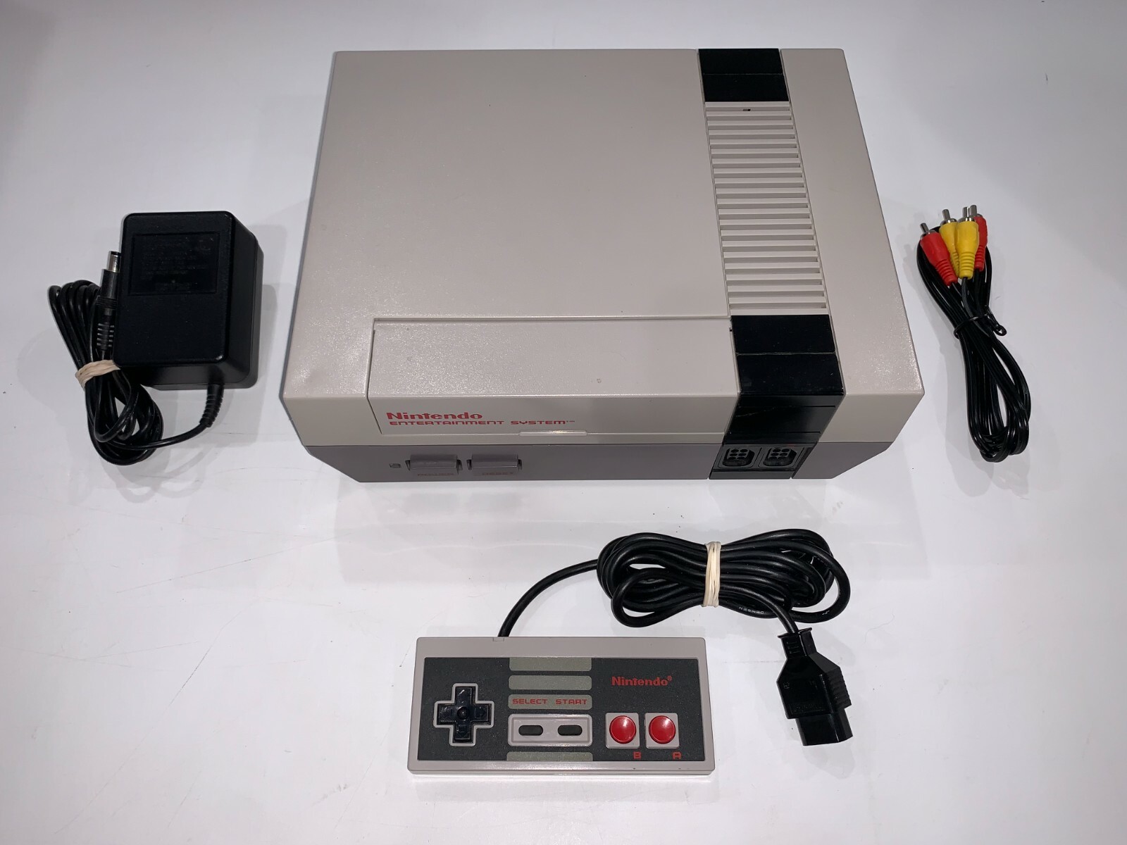 Original NES Nintendo System Console Brand New 72 Pin Authentic Tested Clean!