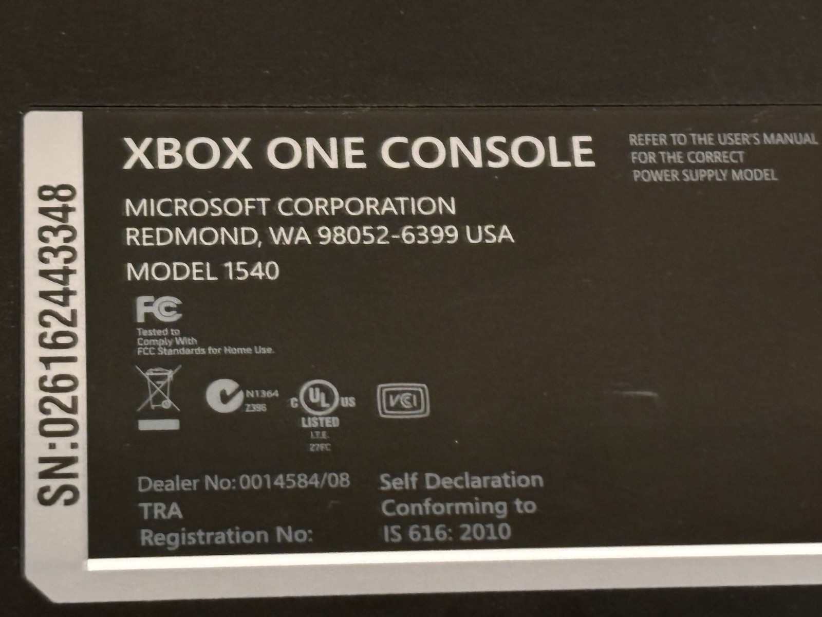 Microsoft Xbox One Black Console Bundle 2 Controllers HDMI USB Cables Wi-Fi