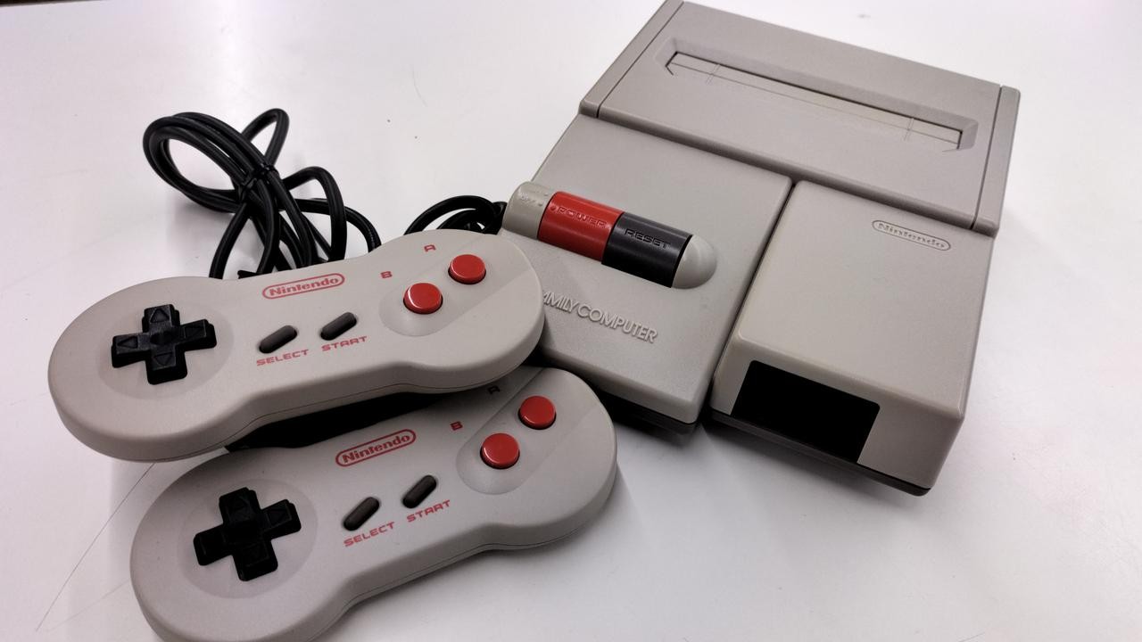 NEW FAMICOM Model HVC 101 NINTENDO