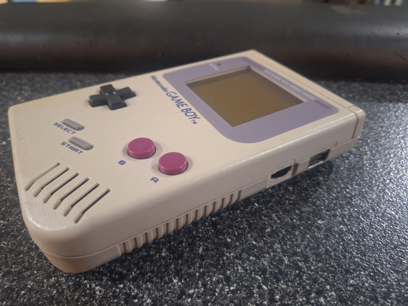 Original Nintendo Game Boy DMG-01 Console w/ Kirby Game ALL ORIGINAL TESTED