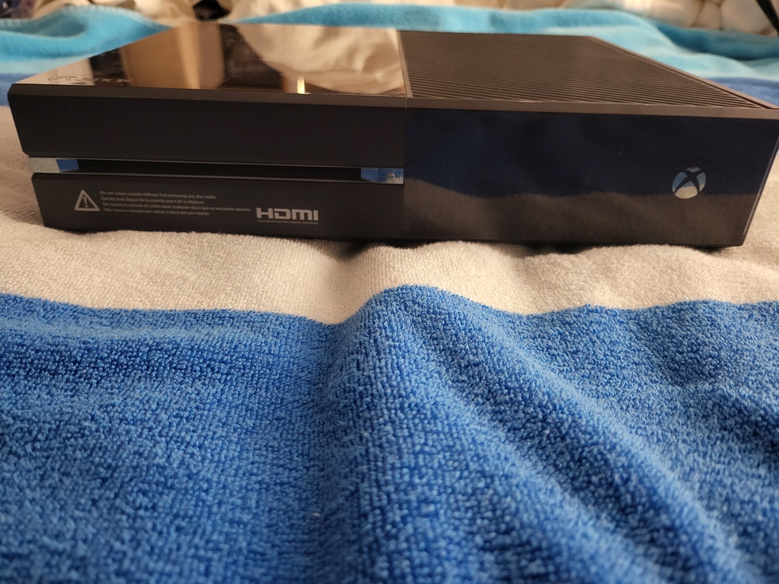 Xbox One 500GB Black Console w/ Black Xbox One Controller