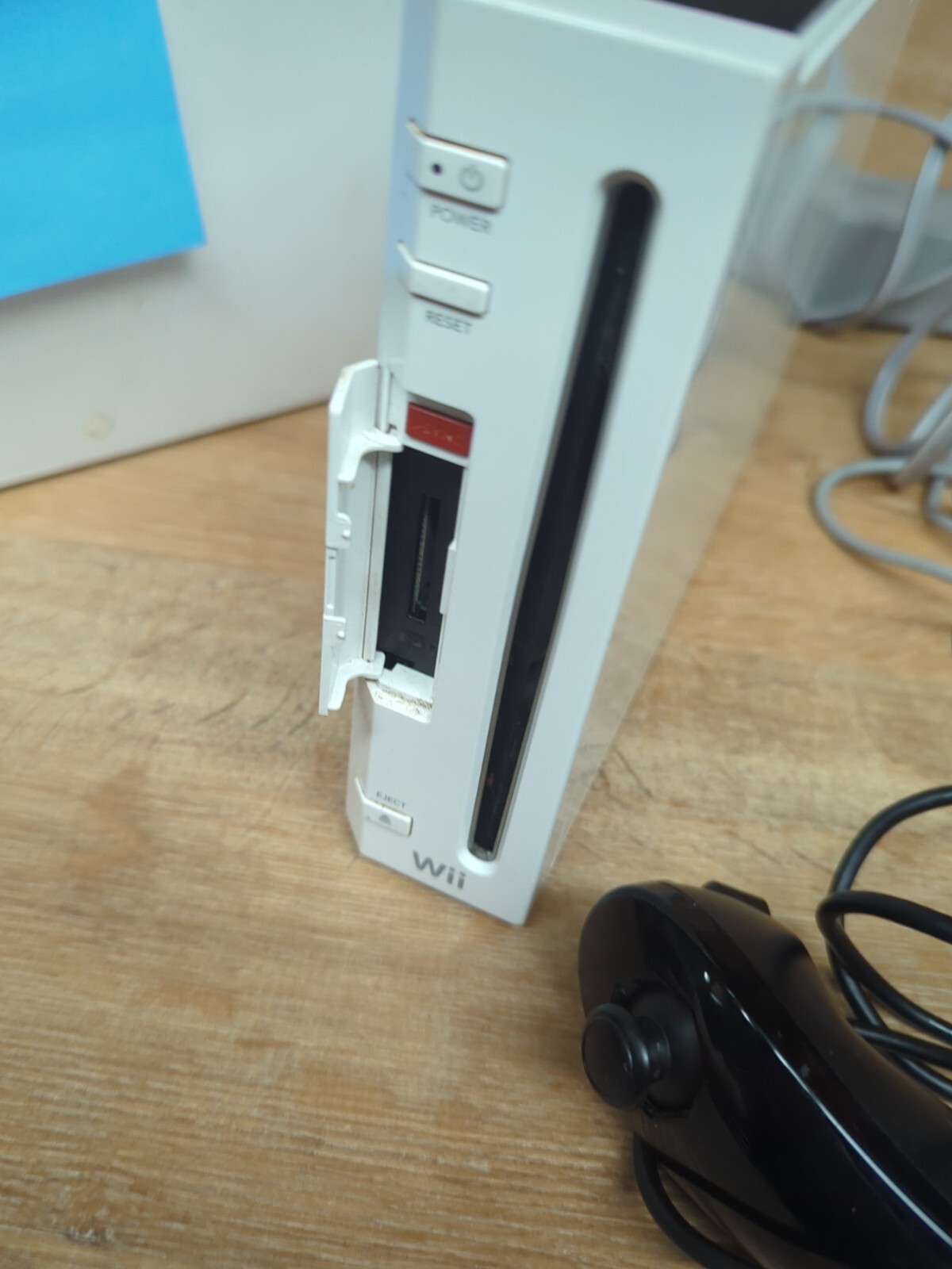 Nintendo Wii System Console White Works Error Pops Up When Disc Is Inserted