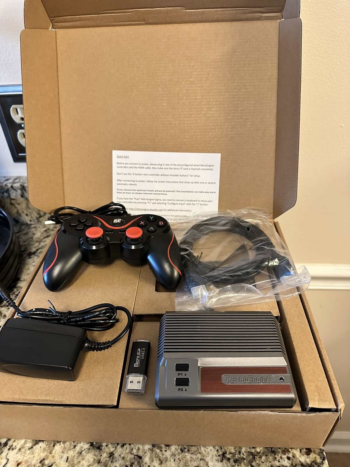 RetroEngine Sigma Console 32 GB – Console and controller Power Up!